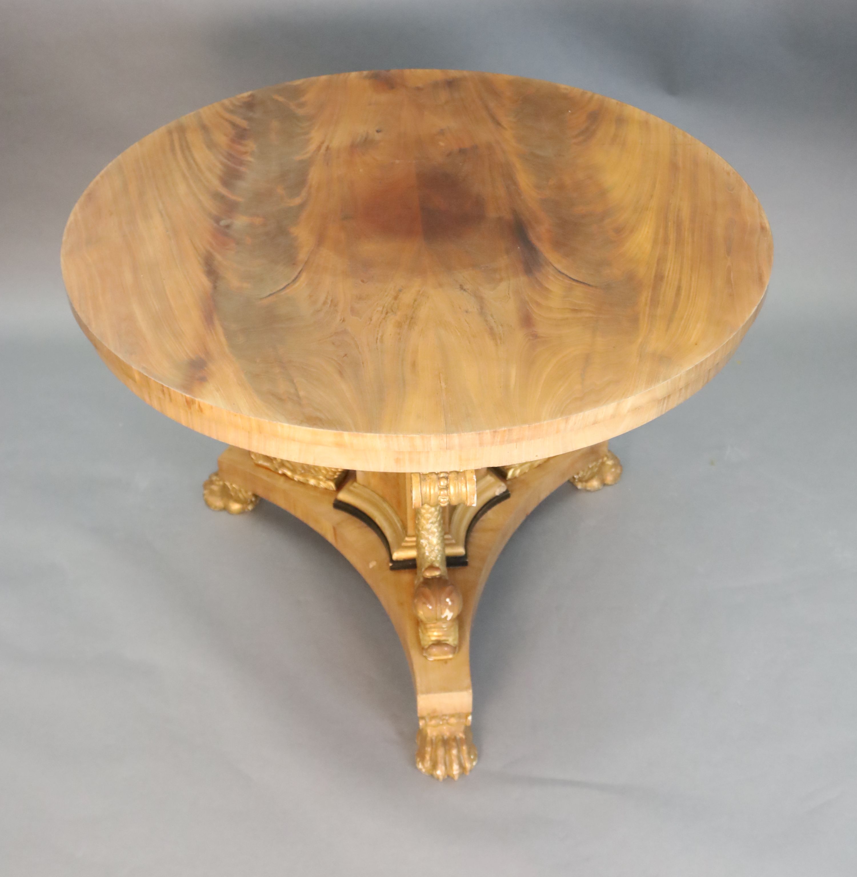 A Regency style mahogany centre table, Diam.3ft 8in. H.2ft 7in.